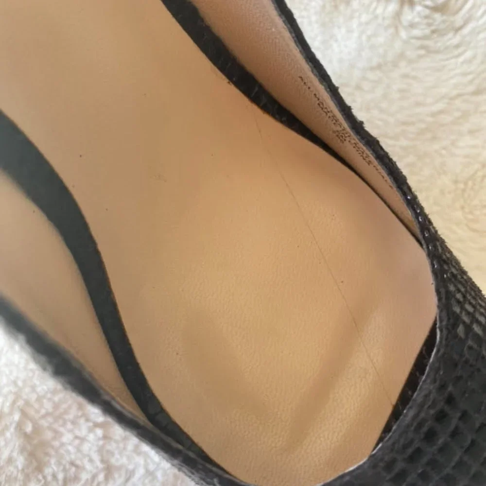 {SOLD} GUESS Slingback Peep-Toe Stiletto Heels - Picture 13 of 16